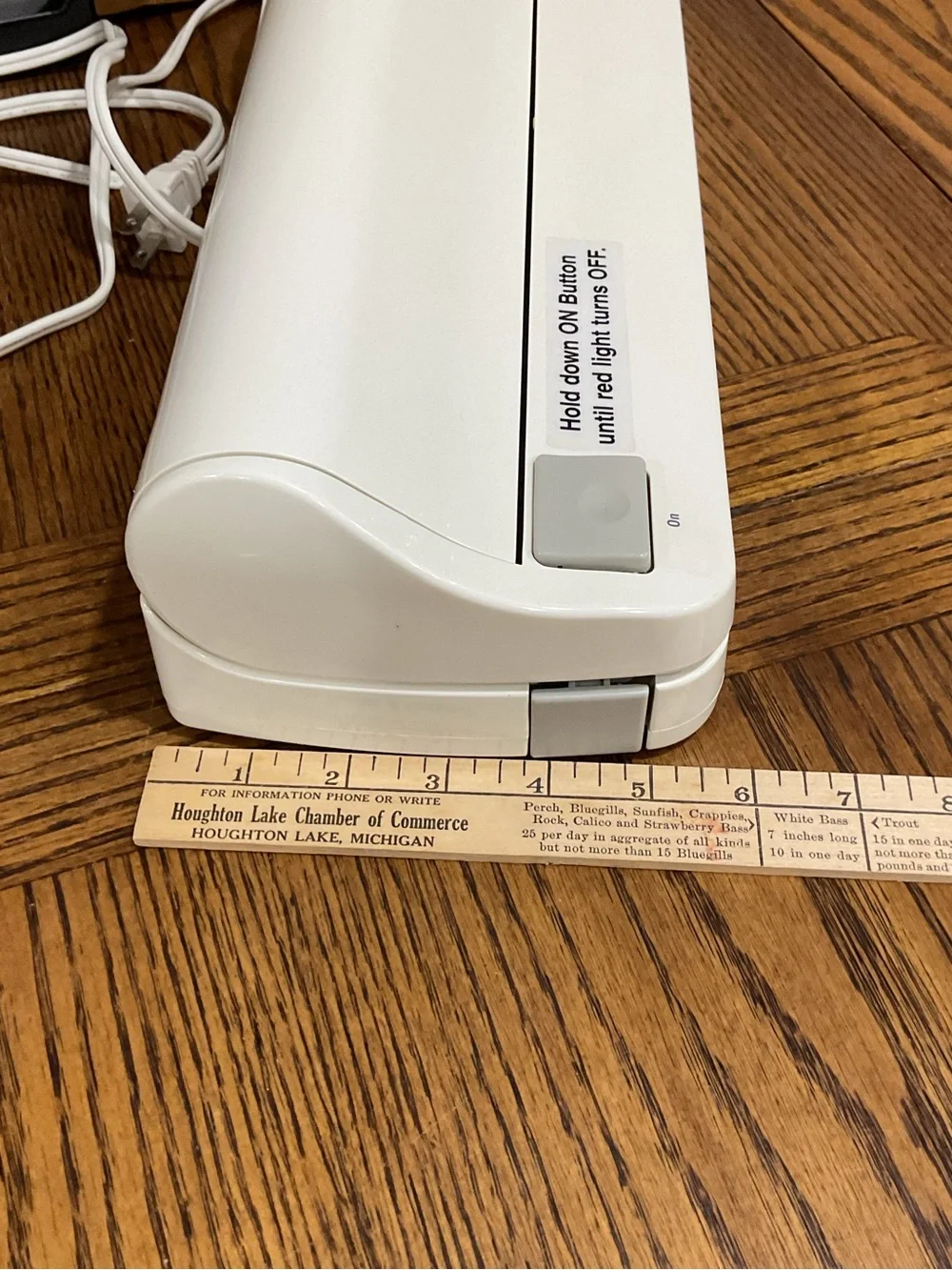FoodSaver Vacuum Sealer Compact 2 Machine with Bags and Accessories